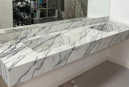 Viro Partenopea S.r.l. - Showroom